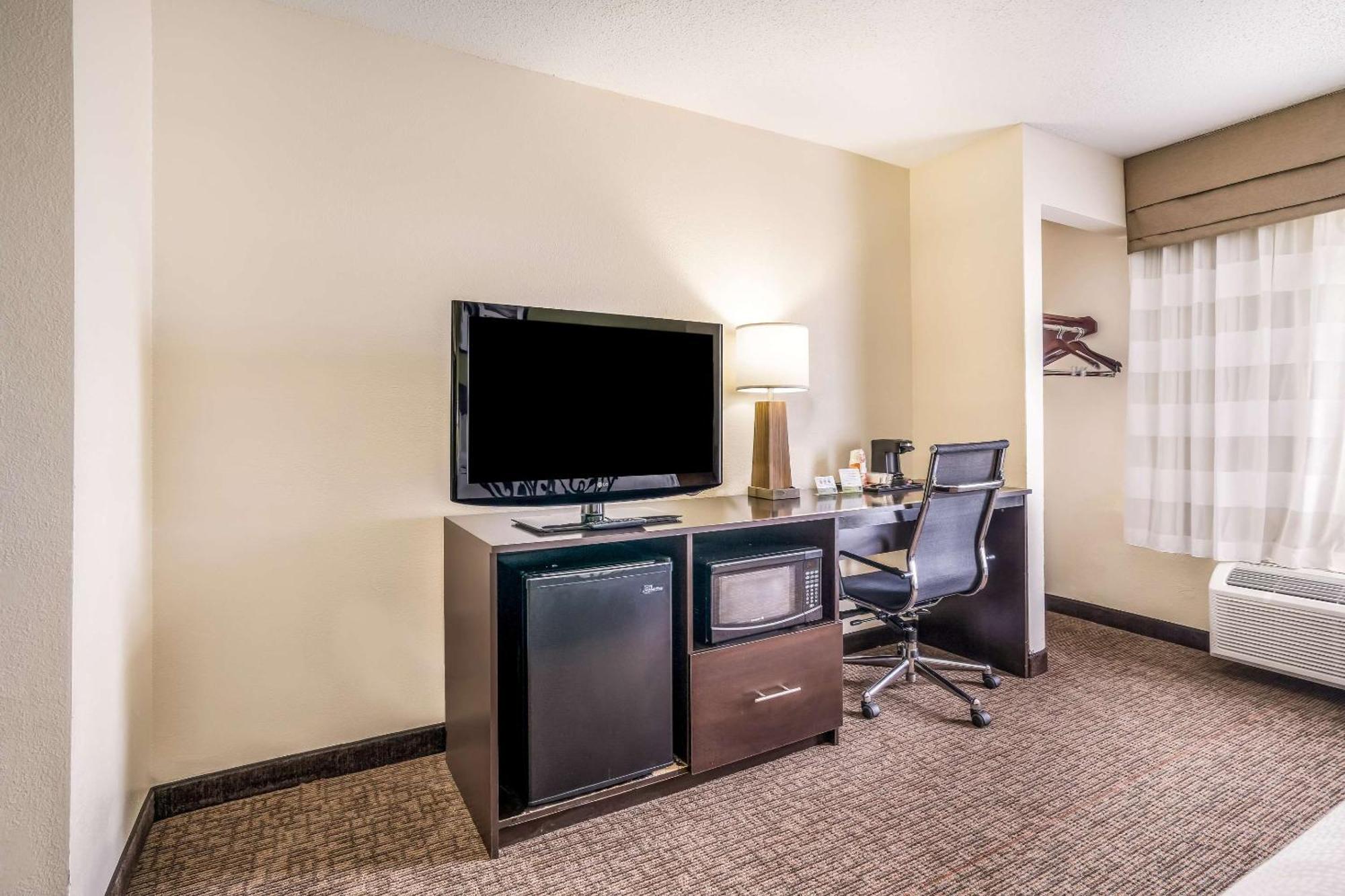 Sleep Inn & Suites Jacksonville Near Camp Lejeune Buitenkant foto
