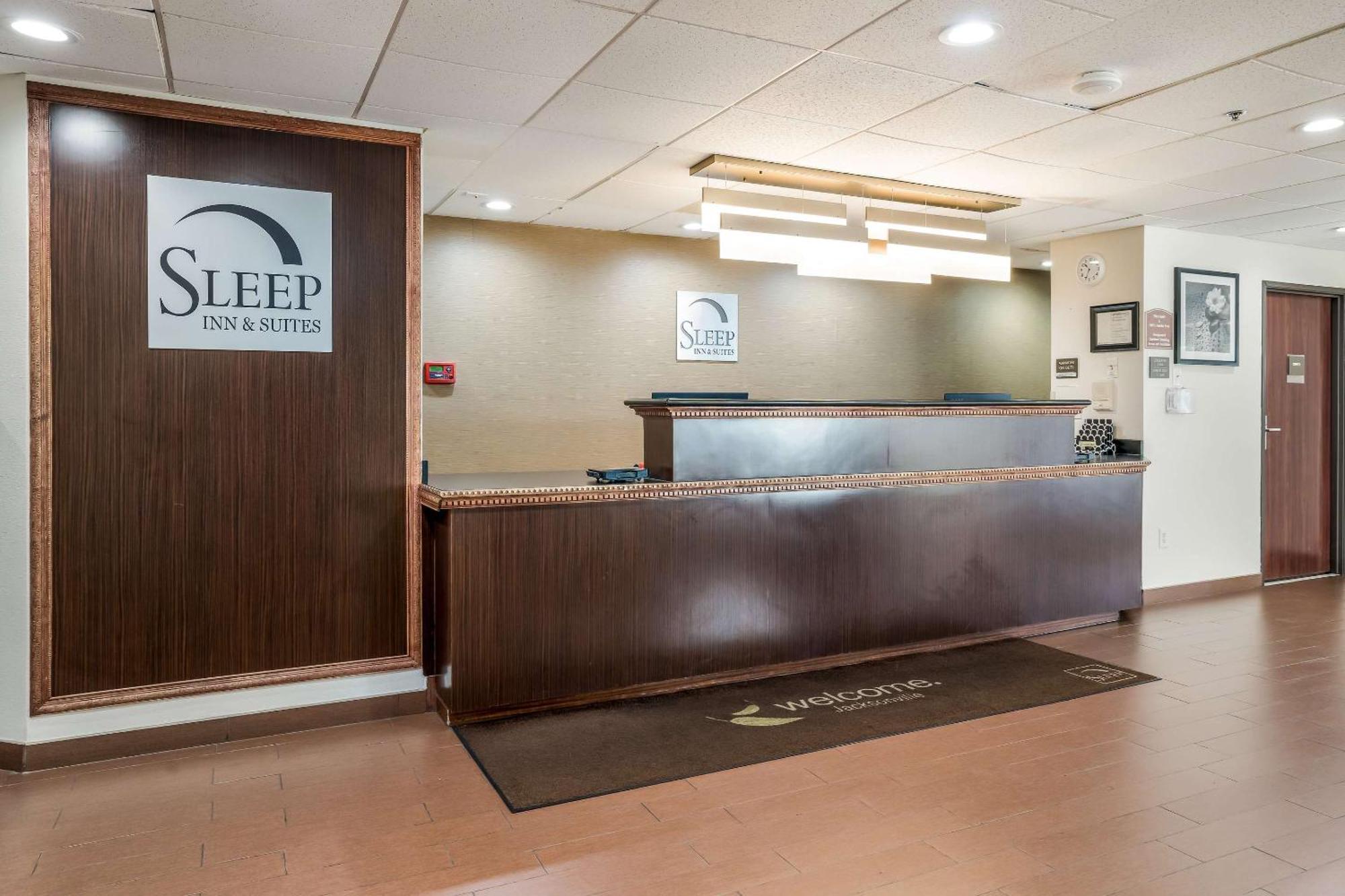 Sleep Inn & Suites Jacksonville Near Camp Lejeune Buitenkant foto