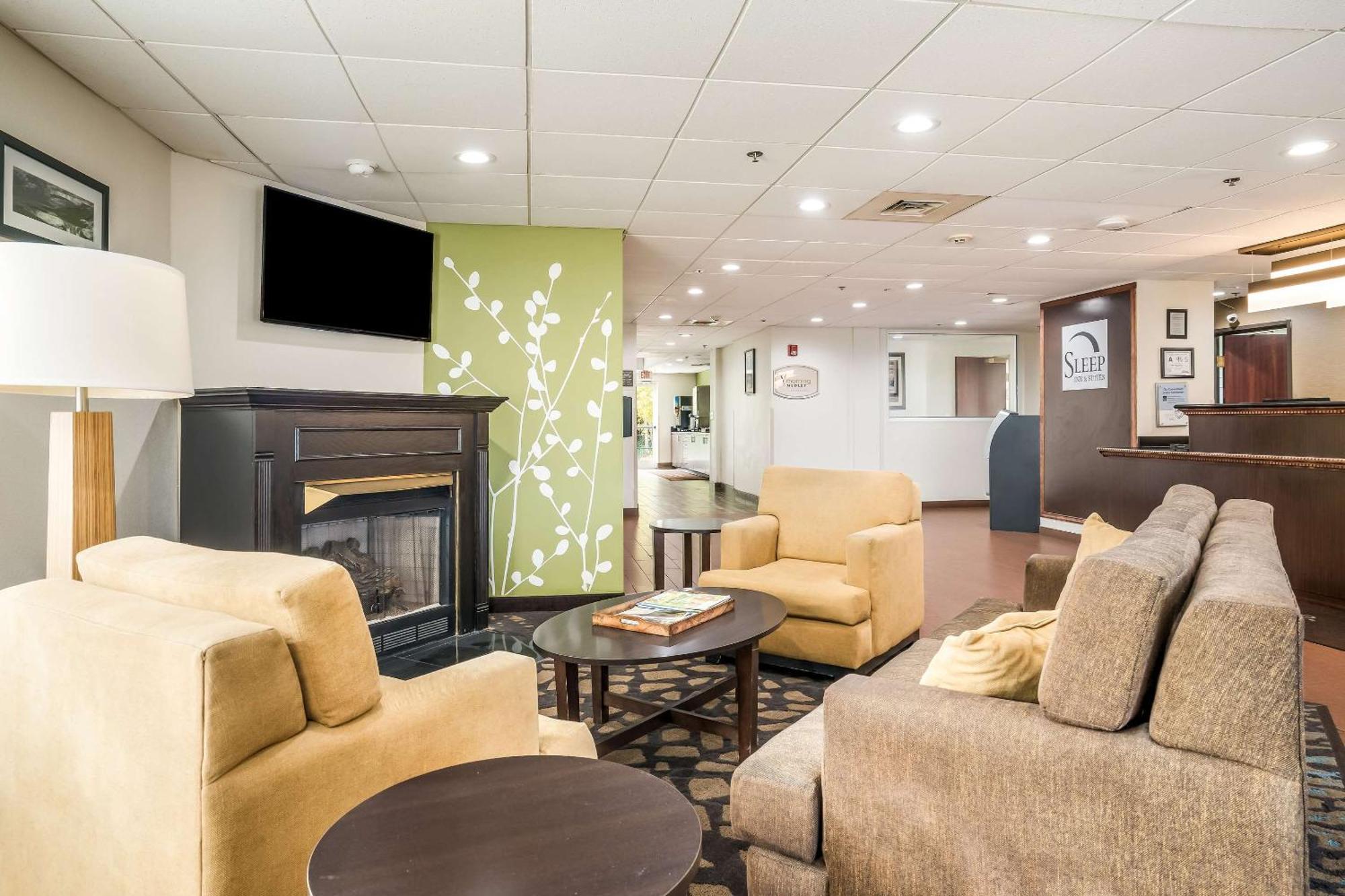 Sleep Inn & Suites Jacksonville Near Camp Lejeune Buitenkant foto